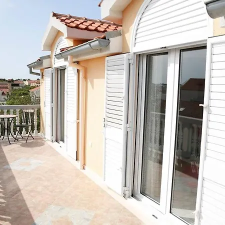 Apartamento Darinka *